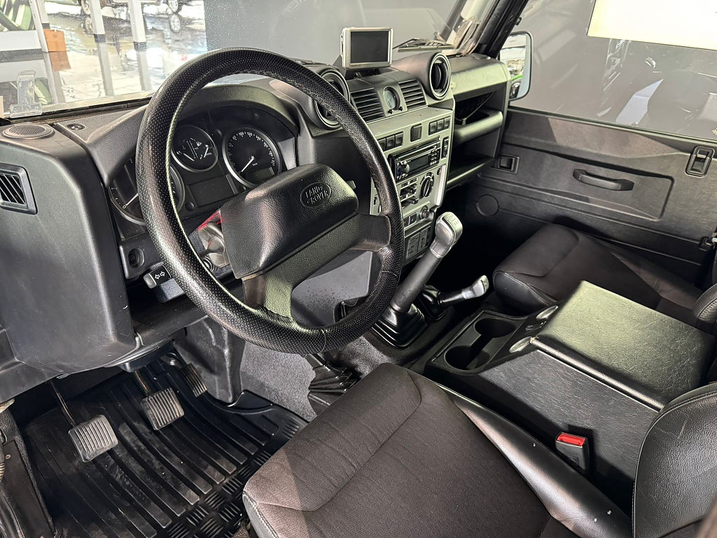 Land Rover Defender 90 Pick Up 2.4 TD4 4×4 Soft Top Winsch - bild 14