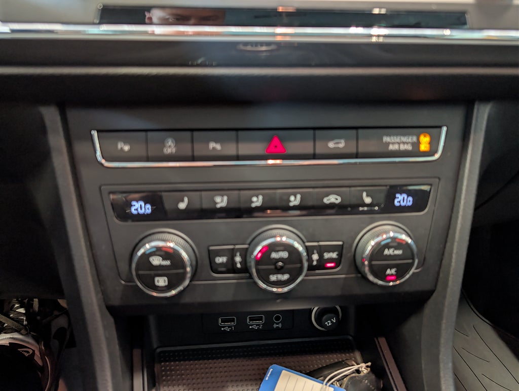 Seat Ateca 1.0 TSI 115hk Style Drag/M-värmare/LED-ramp/SoV/Besikt  thumbnail