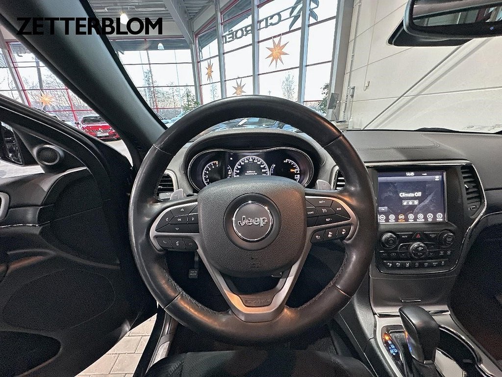 SUV Jeep Grand Cherokee 12 av 17