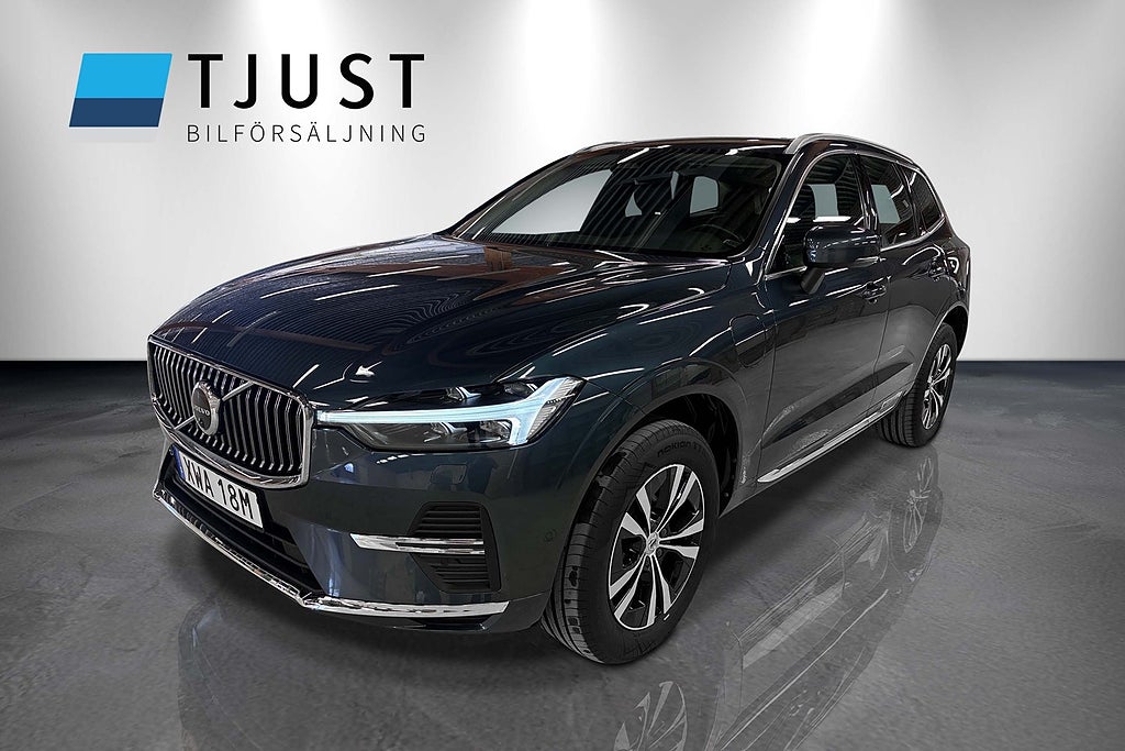 Volvo XC60 Recharge T6 AWD Core Bright Läder H/K Drag 360-Kam