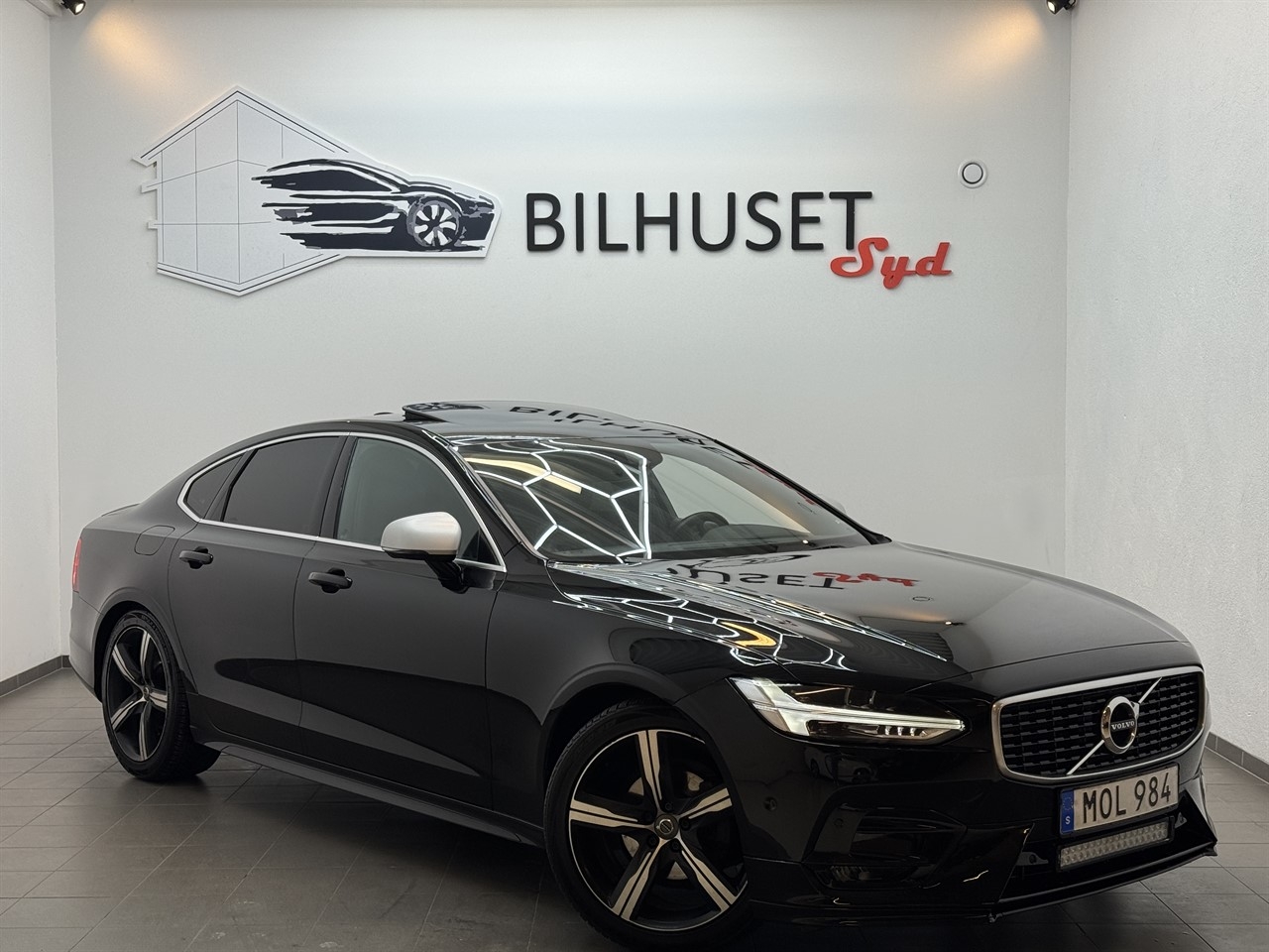 Volvo S90