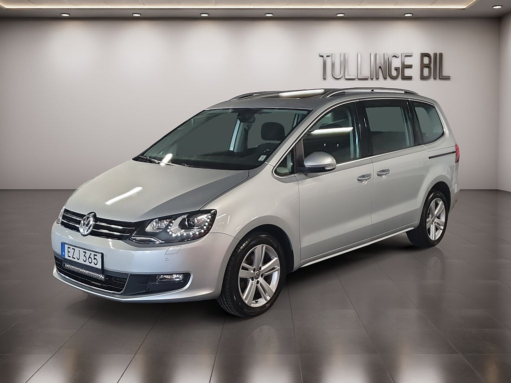 Volkswagen Sharan 7-sits 2.0 TDI DSG Panorama PDC P-Värmare Drag Premium