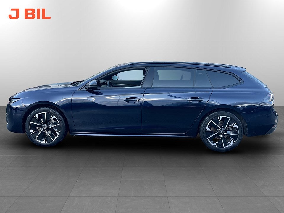 Bild på Peugeot 508 SW GT 1.2 PT 130hk Aut - B-KAMERA,NAV,CARPLAY