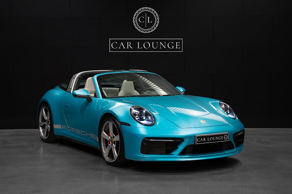 Porsche 911 Targa 4S \ PTS \ Burmester® High-End \ Bakaxelstyrning 