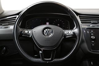 SUV Volkswagen Tiguan 16 av 27