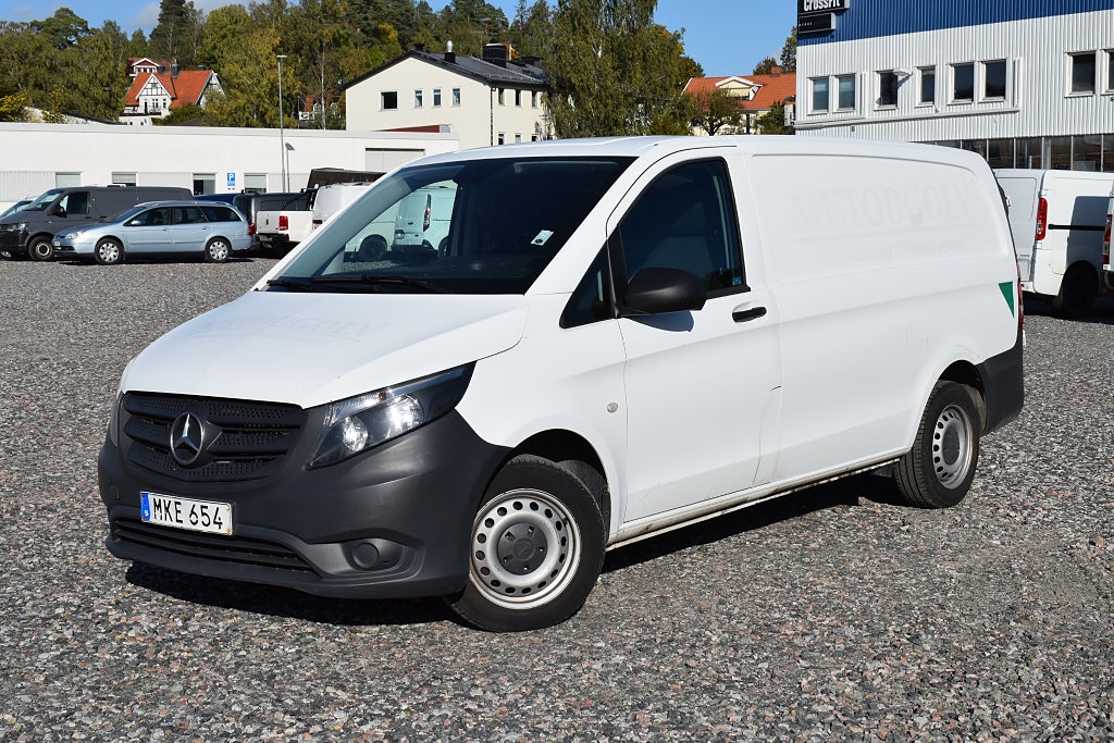 Mercedes-Benz Vito 111 111 CDI 2.8t/ LÅNG L2/ DRAG/ D-VÄRM/ S&V
