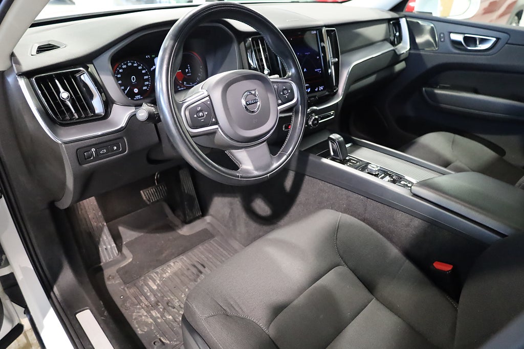 Volvo XC60 Recharge T6 340hk Inscription Exp AWD H/K Pano Drag