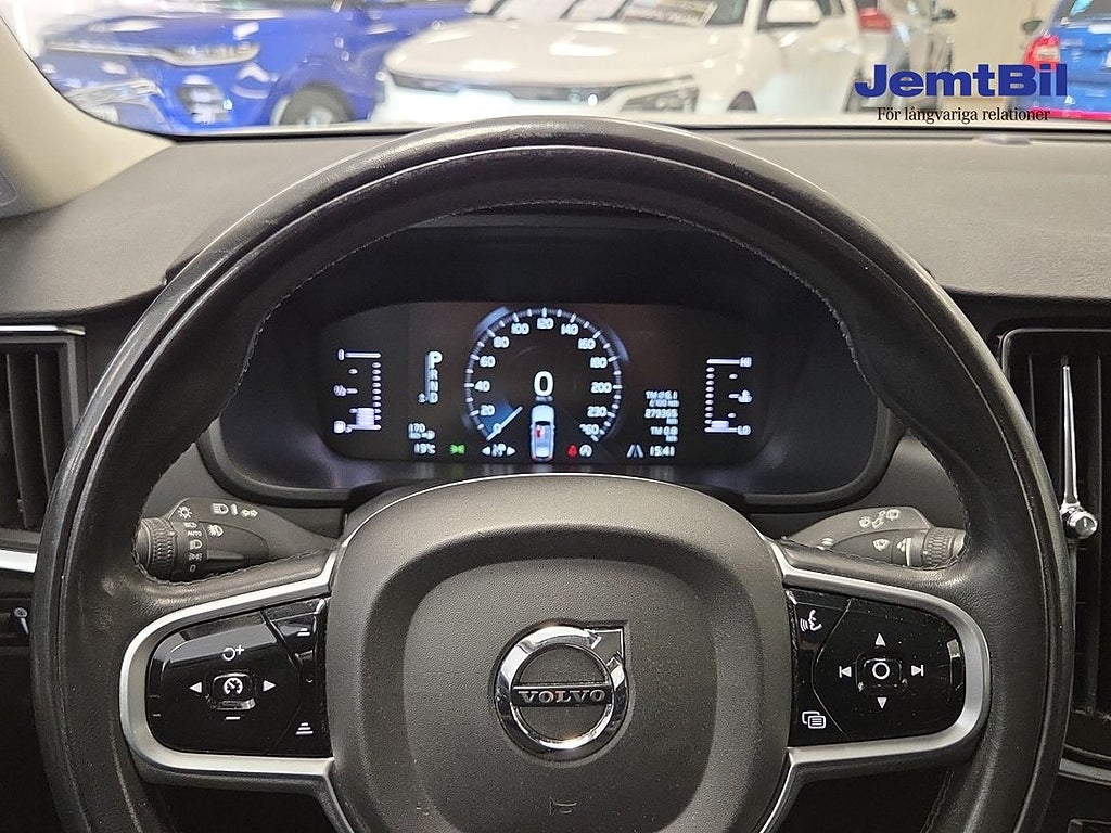 Volvo V90 Cross Country 2018 - miniatyr 9