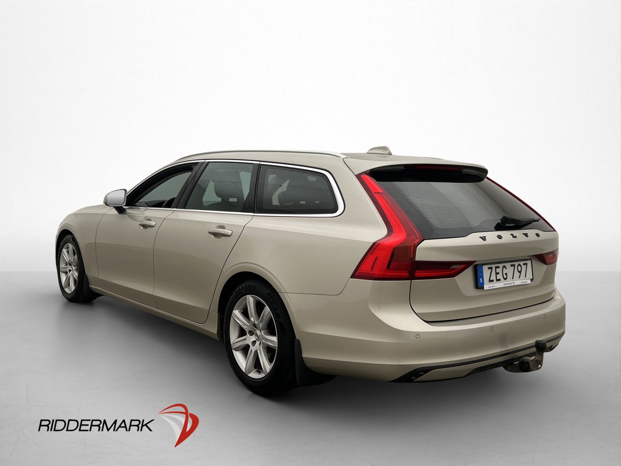 Volvo V90 D3 AWD Momentum VOC Värmare 2018, bild 6/10