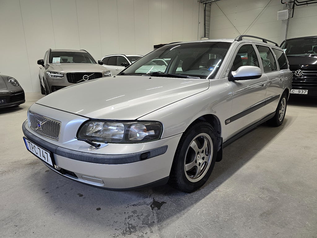 Volvo V70 2.4 Business *Dragkrok *Vinterhjul