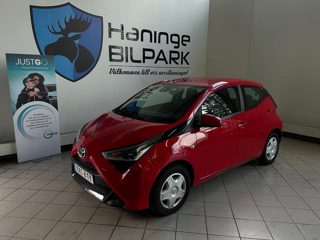 Toyota Aygo 5dr  1.0 VVT-i X-PLAY / SUPERDEAL 3,95% / BT /Backkamera