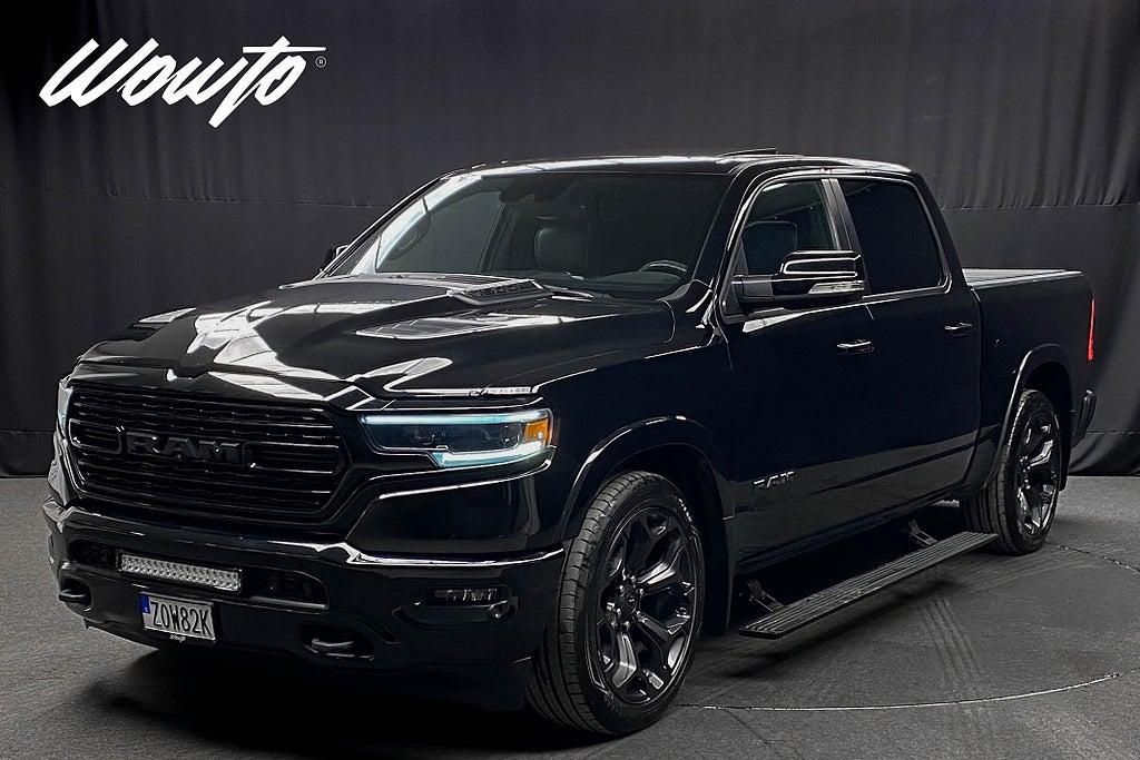 Dodge RAM 1500 5.7 395HK Limited Night /Pano /Släde /Moms/4.95%