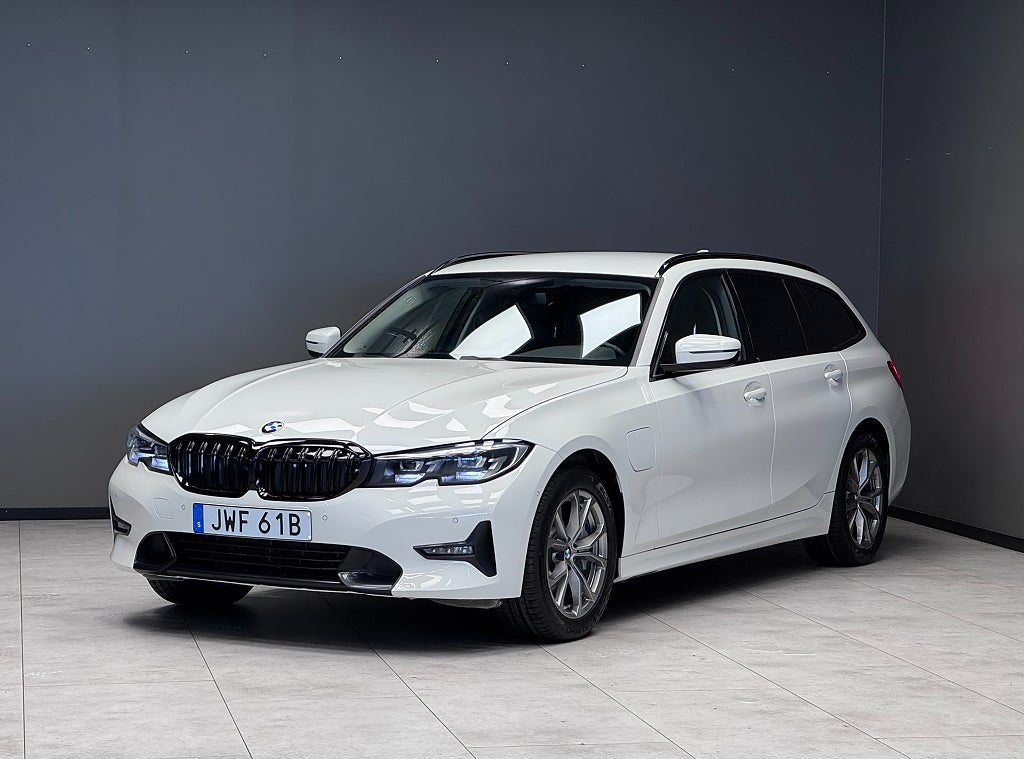 BMW 330e 2021 - miniatyr 14