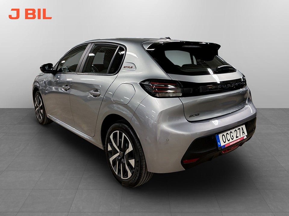 Bild på Peugeot 208 Style Hybrid 100hk Aut CARPLAY BACKSENSORER