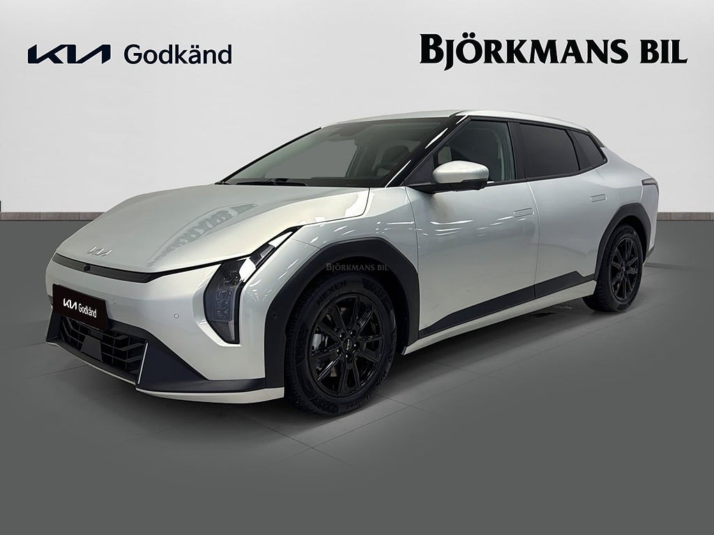 Kia EV4 FASTBACK PLUS FWD LONG RANGE MOMSBIL INKL. V-HJUL 