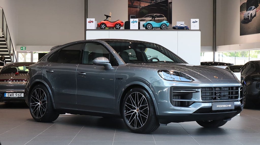 Porsche Cayenne E-Hybrid Coupé – Black Edition