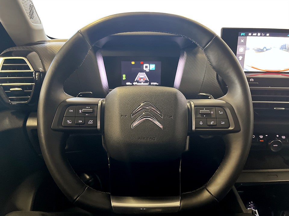 Bild på Citroën C4 Shine 1.2 PT 130hk Aut 360° NAVI