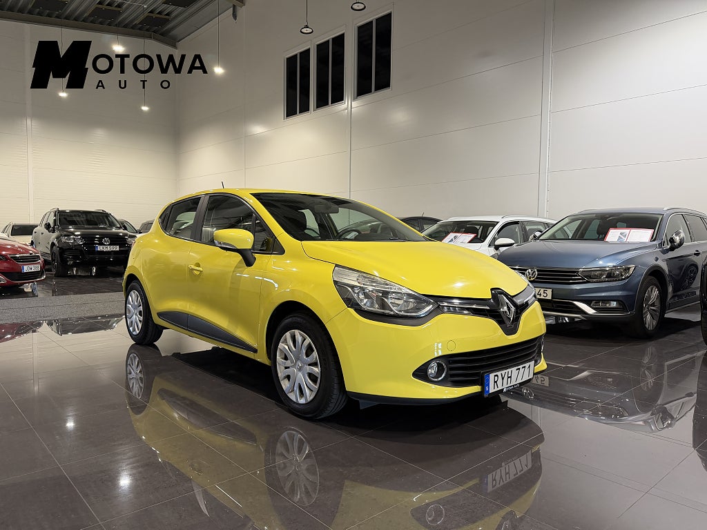 Renault Clio 1.2 Välservad 3,45% Ränta Euro 5