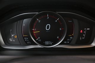 SUV Volvo XC60 13 av 20