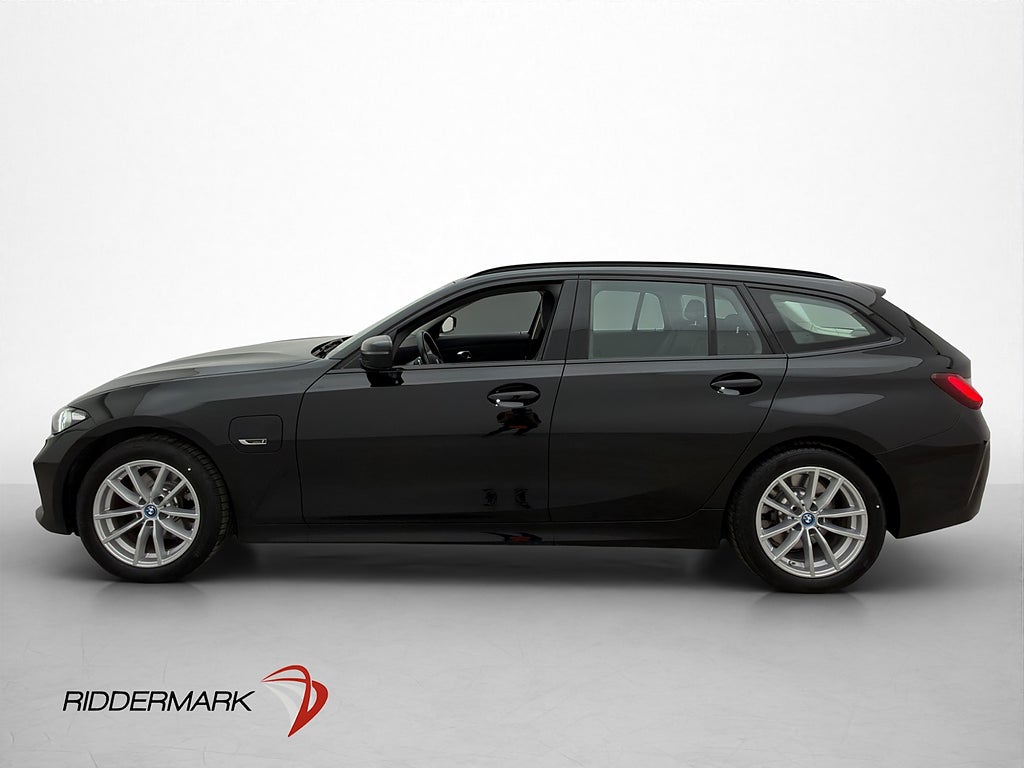 BMW 330e Touring xDrive Widescreen Navi CarPlay MOMS