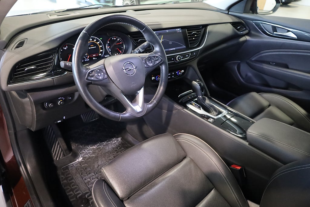 Opel Insignia Grand Sport 1.5 Turbo OPC-Line AUT Navi Kamera M-Värme 2018