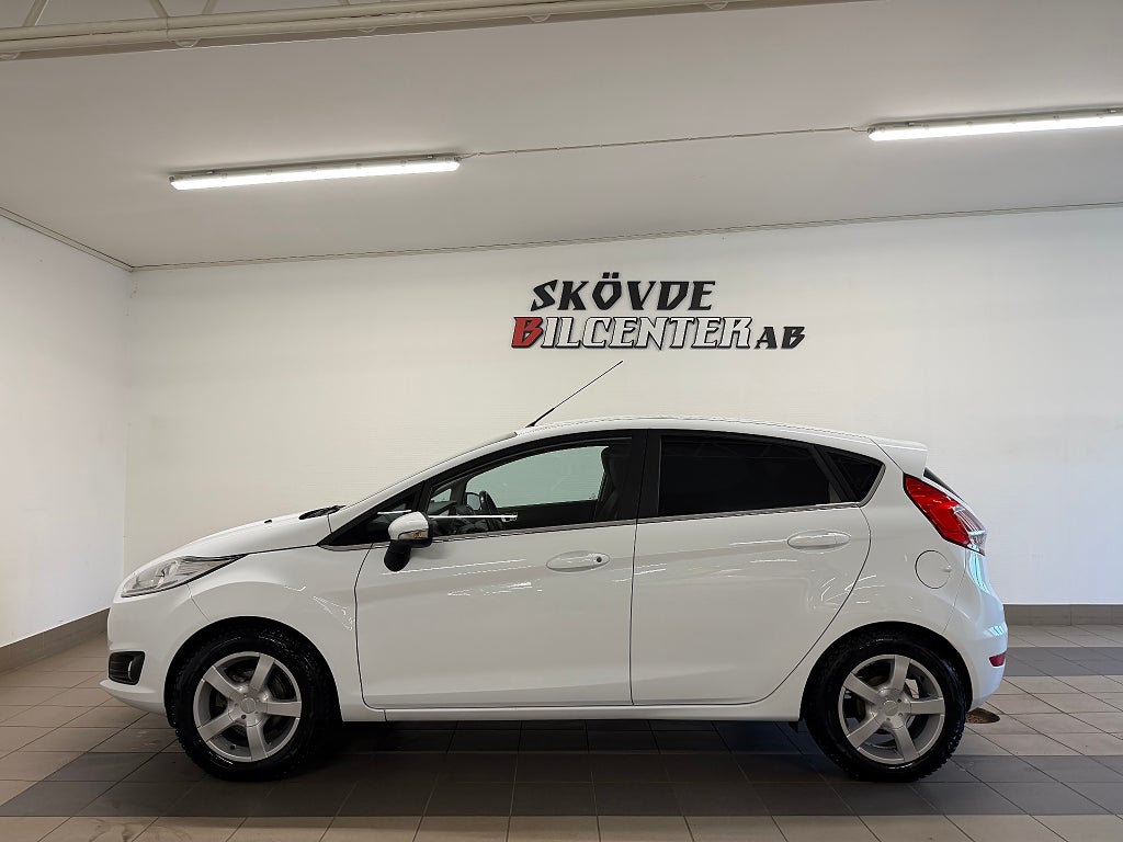 Ford Fiesta 1.0 EcoBoost/Titanium/Nyservad/Nybesiktad/Finans