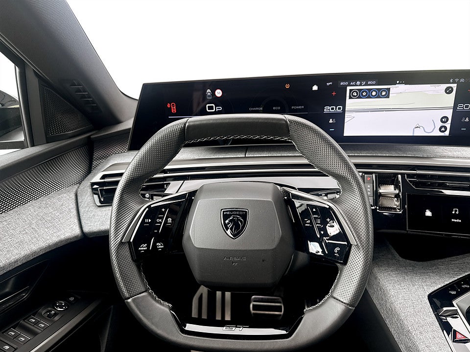 Bild på Peugeot 5008 GT Hybrid 145hk Aut 7-SITS B-KAMERA CARPLAY