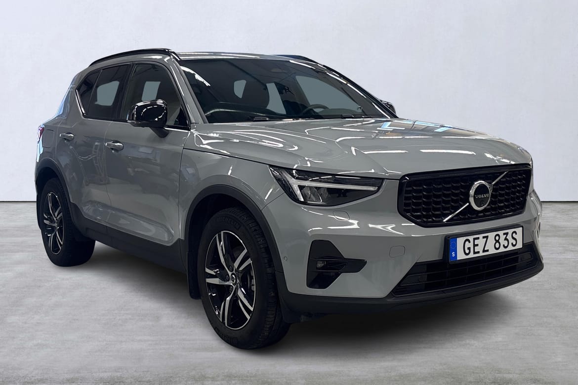 Volvo XC40 B3 FWD Bensin Plus Dark 2025, bild 6/10