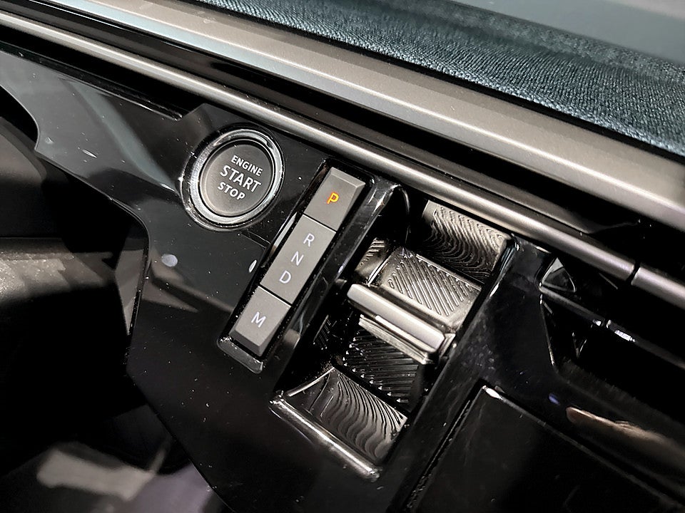 Bild på Peugeot 5008 Allure Hybrid 145hk Aut 7-SITS AVTAGBAR DRAGKROK