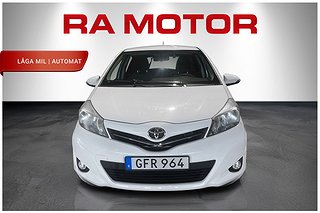 Halvkombi Toyota Yaris 7 av 39
