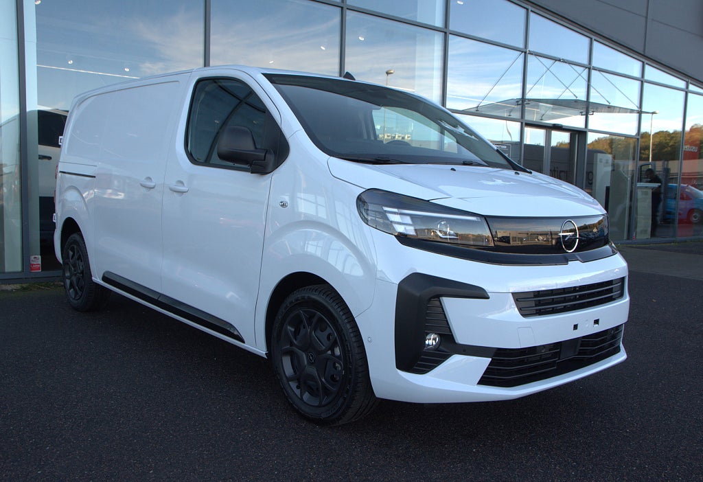 Opel Vivaro L2 ELITE 180hk Aut Webasto Drag Dubbla skjutdörr