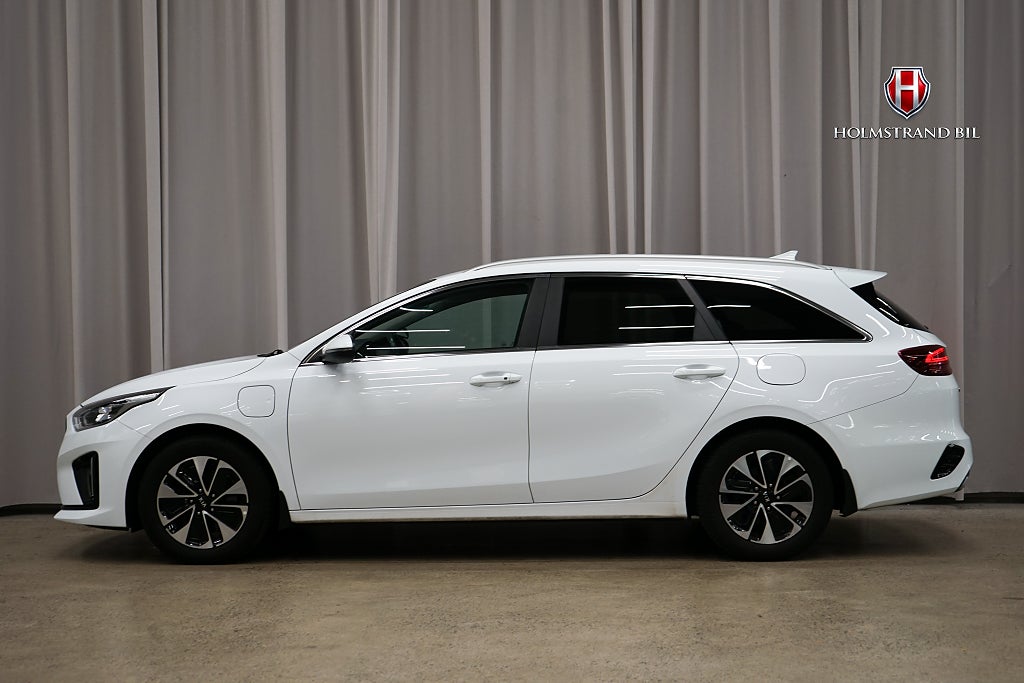 Kia Ceed Sportswagon Plug-in Hybrid Kamera Carplay Rattvärme 