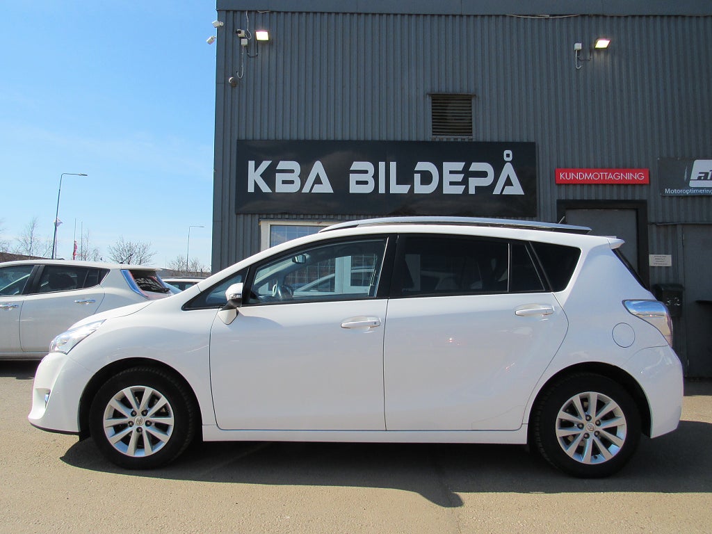 Toyota Verso 1.8 Valvematic Intense Edition 147hk Drag 7-sits Euro 6