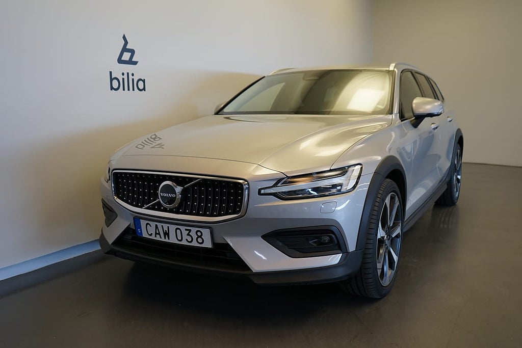 Volvo V60 Cross Country B4 AWD Diesel Plus / Hotellpaket /