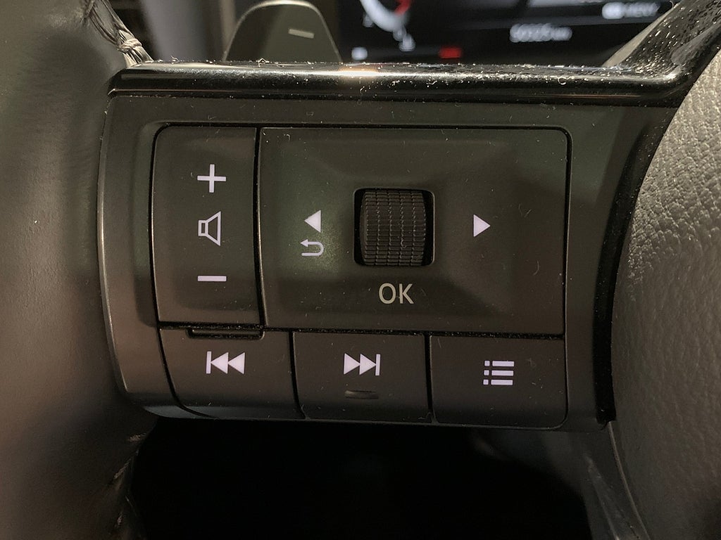 Nissan Qashqai 1.3 158hk Tekna+ |Drag|Pano|Läder|HUD|Kamera| 2022