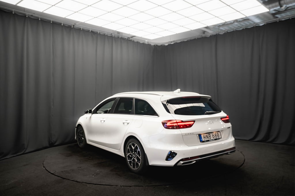 Kia Ceed 1.5 T-GDI GT-Line KAMERA ADAPTIV-FART KEYLESS