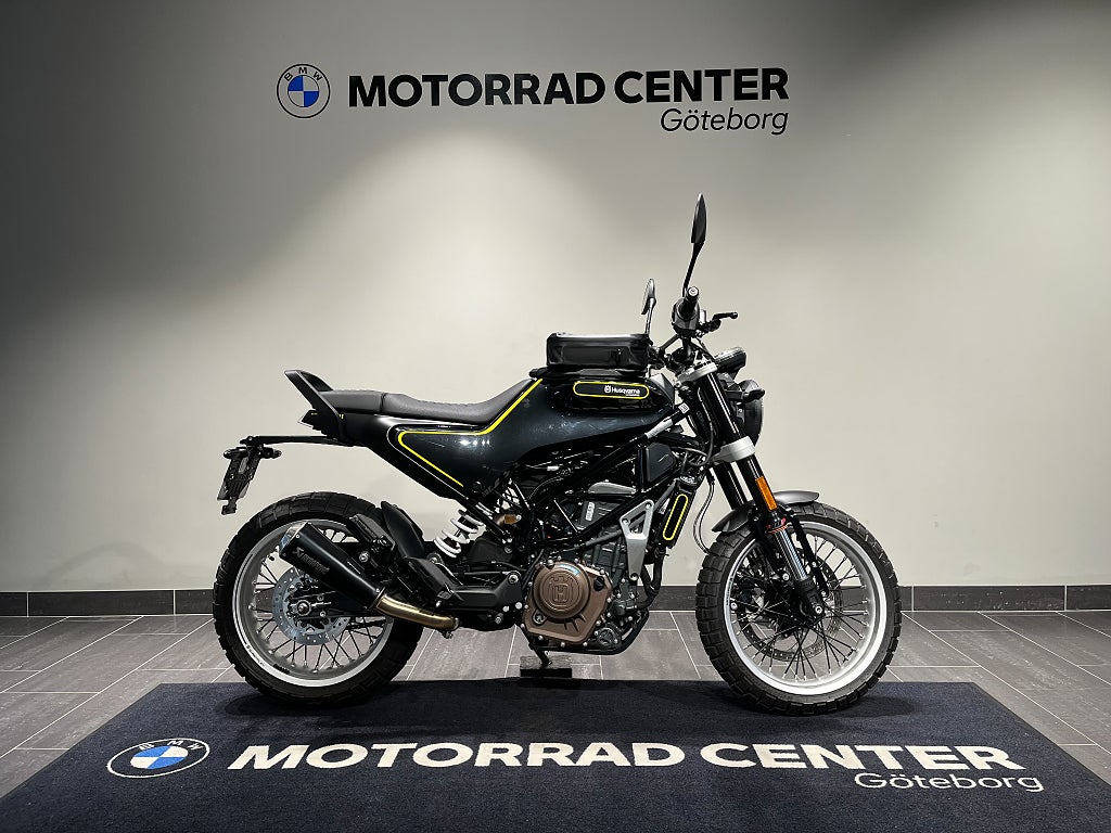 Husqvarna Svartpilen 401/Tankväska/Akrapovic/24mån Räntefritt