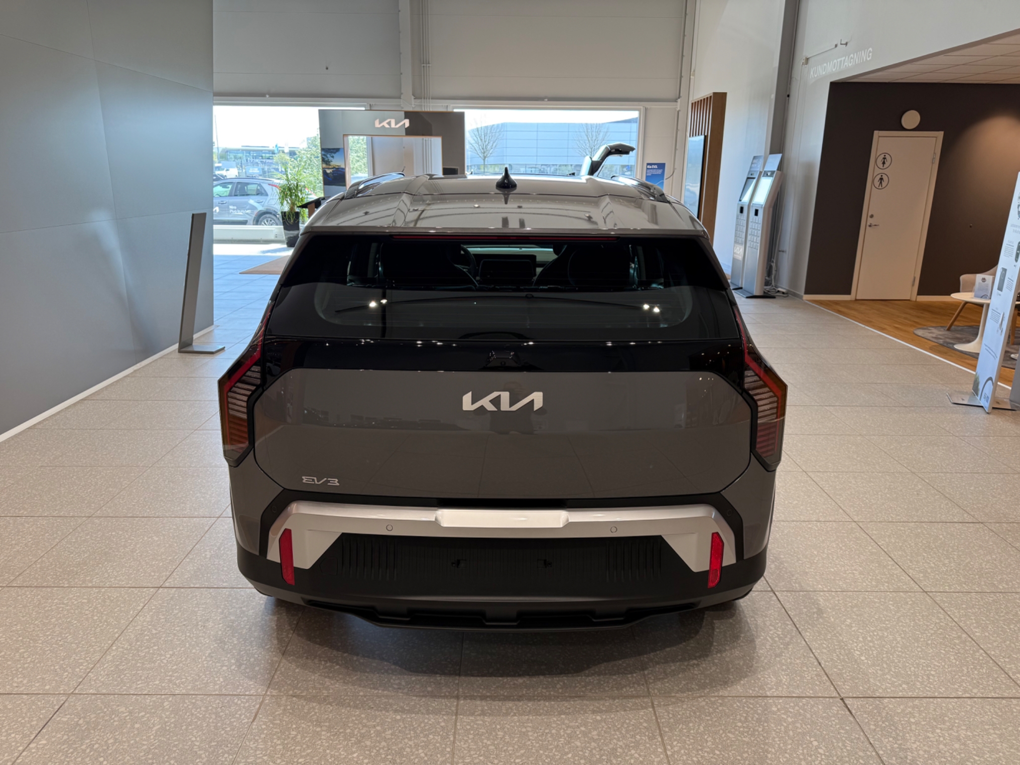 Kia EV3 FWD 58kWh 204hk 2026, photo 3/35
