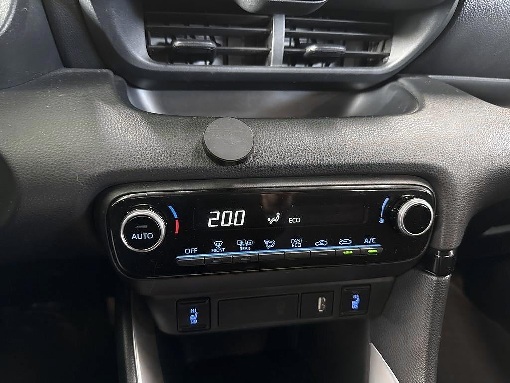 Toyota Yaris 2021 - miniatyr 15