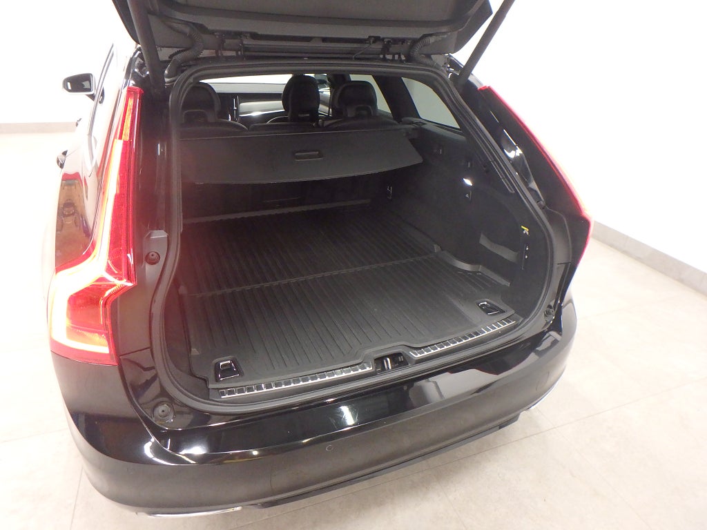 Volvo V90 2018 - miniatyr 4