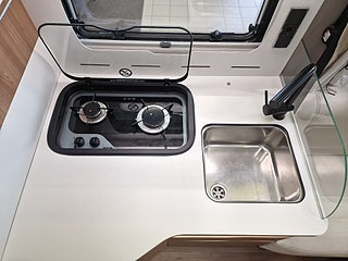 Husbil-integrerad Le Voyageur 7.8 GJF 25 av 40