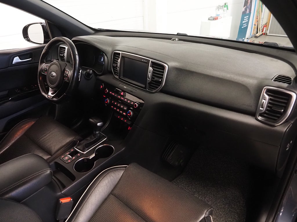 Kia Sportage 2.0 CRDi AWD GT-Line Skinn Navi M-Värm B-Kamera 2017