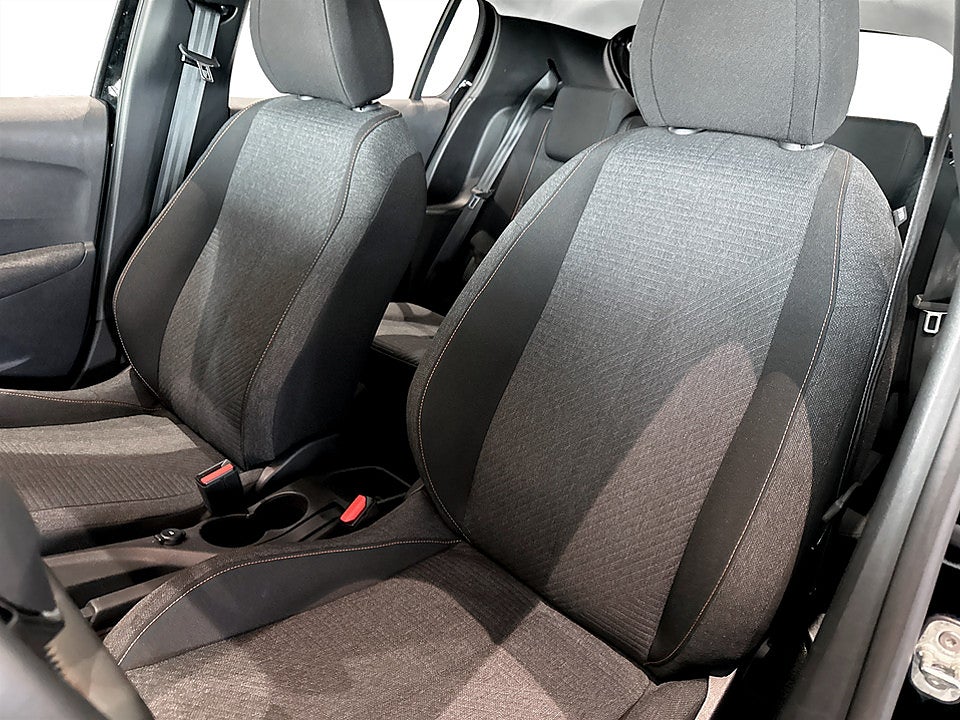 Bild på Peugeot 208 Style Hybrid 100hk Aut CARPLAY BACKSENSORER