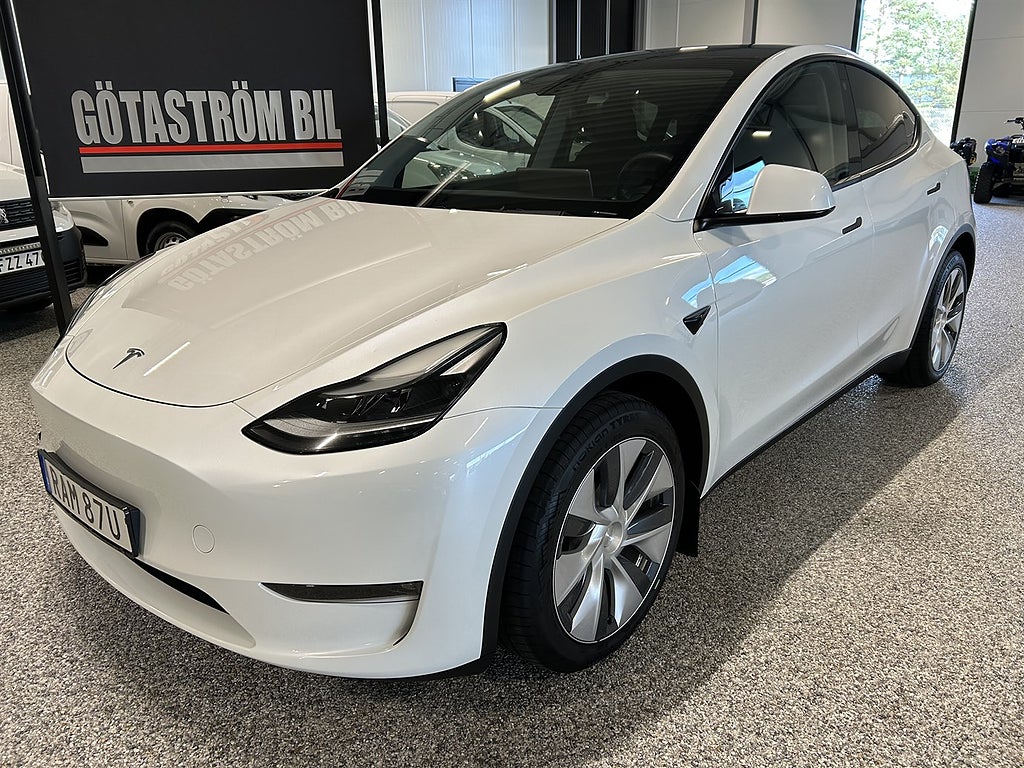 Tesla Model Y Long Range AWD 514hk/VÄLVÅRDAD