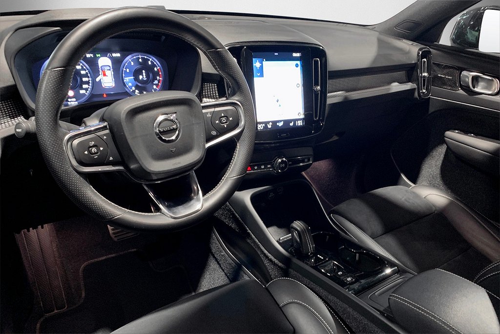 Volvo XC40 T2 R-Design | Harman | Drag | Pano | Navi 2021