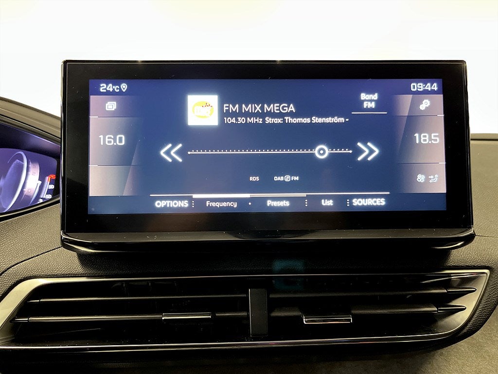 Bild på Peugeot 3008 GT 1.2 PT 130hk Aut - B-KAMERA,EL-BAKLUCKA