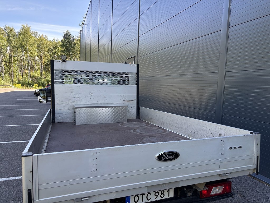 Ford transit 350 Chassi Cab 2.2 TDCi AWD Flakbil Drag Värm