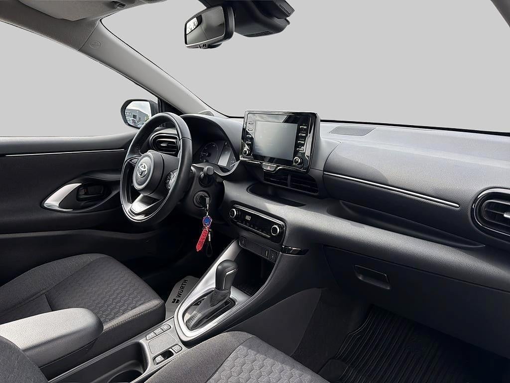 Toyota Yaris 2023 - miniatyr 7