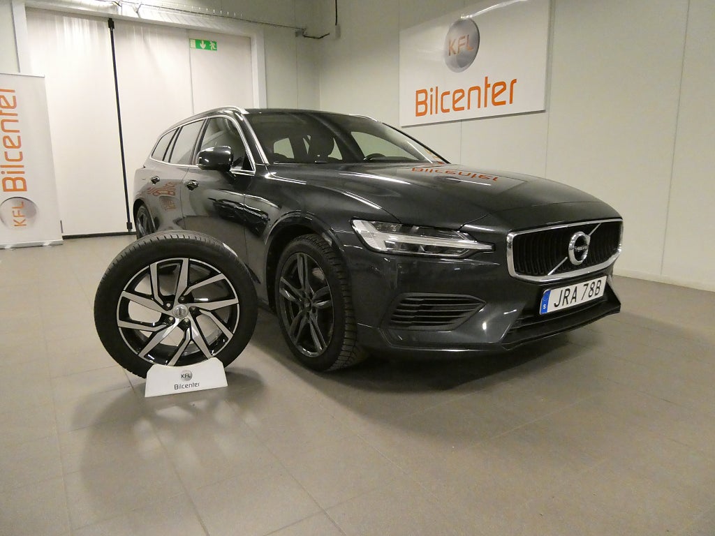 Volvo V60 Recharge T6 AWD *JANUARIREA*Kamera-VOC-Navi-BLIS-Drag-SoV
