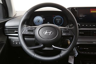 Halvkombi Hyundai i20 10 av 14